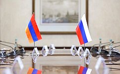 В. Матвиенко провела телефонный разговор со спикером парламента Армении Р. Рубиняном